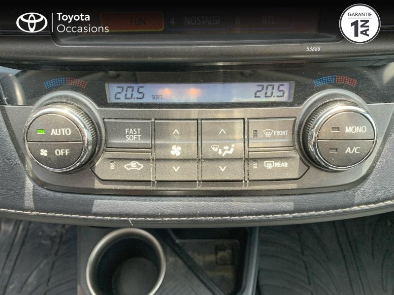 Photo 22 de l'offre de TOYOTA RAV4 124 D-4D Life 2WD à 12980€ chez Brest Automobiles - Toyota Brest