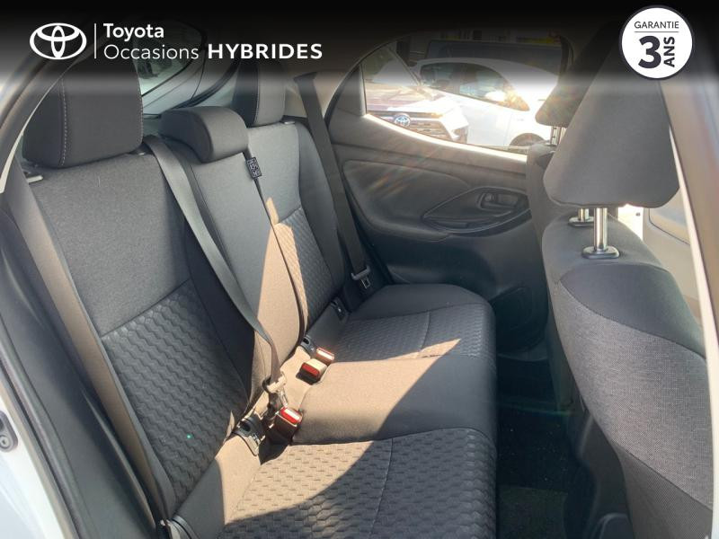 Photo 7 de l'offre de TOYOTA Yaris 116h Design 5p à 21980€ chez Brest Automobiles - Toyota Brest