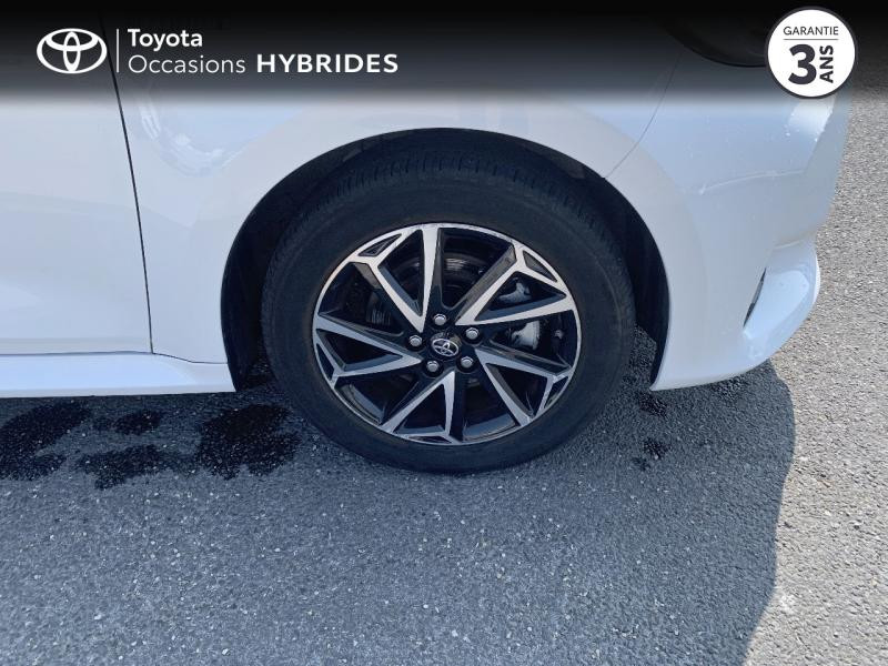 Photo 16 de l'offre de TOYOTA Yaris 116h Design 5p à 21980€ chez Brest Automobiles - Toyota Brest