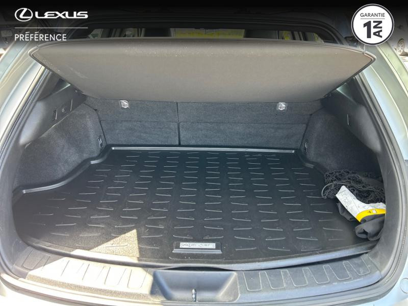 Photo 10 de l'offre de LEXUS UX 250h 2WD Pack Confort Business MY20 à 25980€ chez Brest Automobiles - Toyota Brest