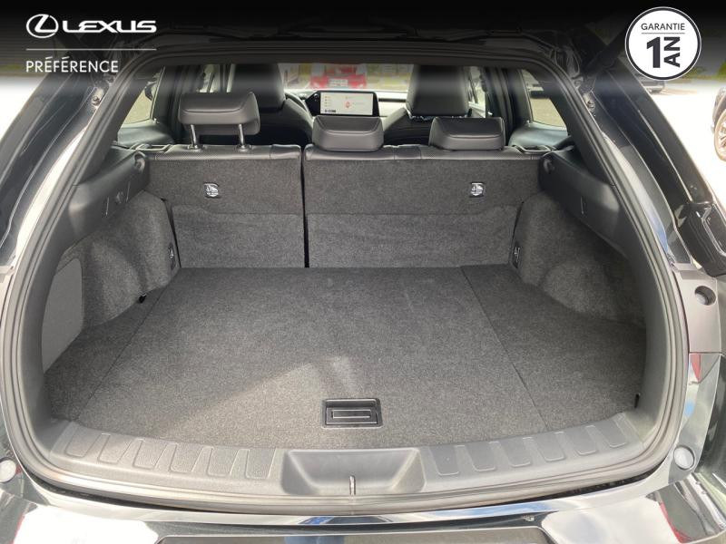 Photo 10 de l'offre de LEXUS UX 250h 2WD Luxe à 40980€ chez Brest Automobiles - Toyota Brest