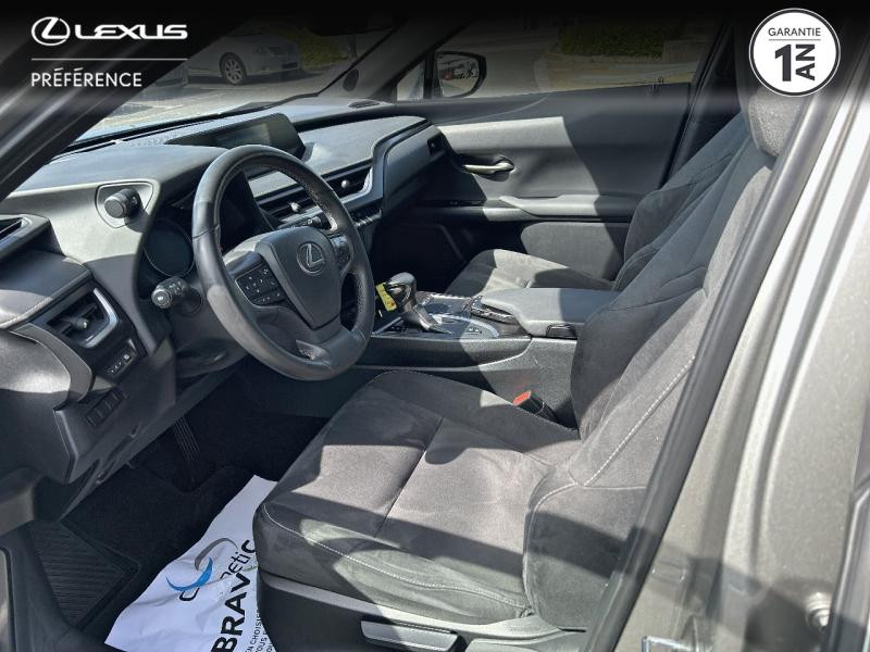 Photo 11 de l'offre de LEXUS UX 250h 2WD Pack Confort Business MY20 à 25980€ chez Brest Automobiles - Toyota Brest