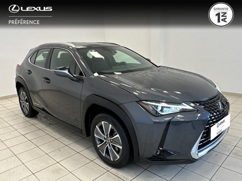 Photo 19 de l'offre de LEXUS UX 300e Pack à 34980€ chez Brest Automobiles - Toyota Brest