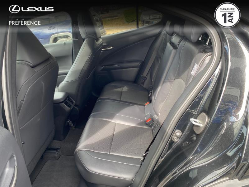 Photo 12 de l'offre de LEXUS UX 250h 2WD Luxe à 40980€ chez Brest Automobiles - Toyota Brest