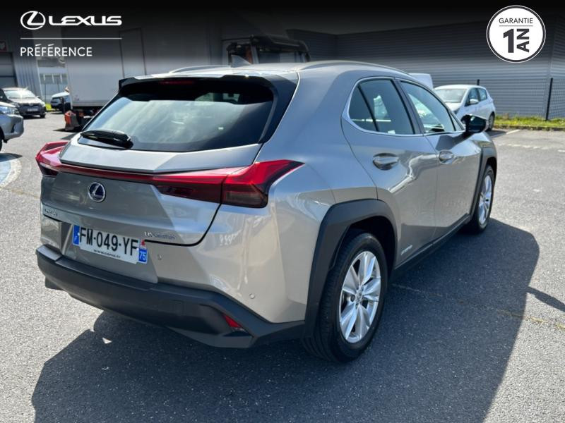 Photo 18 de l'offre de LEXUS UX 250h 2WD Pack Confort Business MY20 à 25980€ chez Brest Automobiles - Toyota Brest