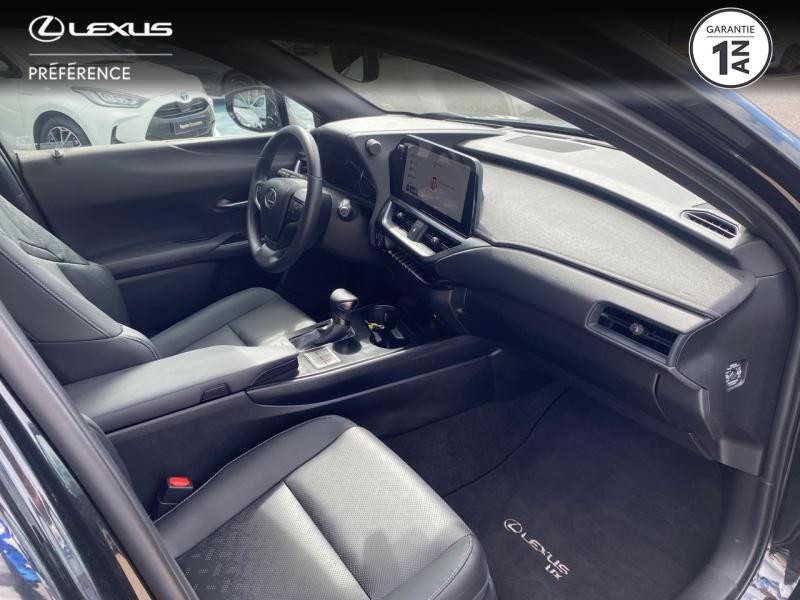 Photo 6 de l'offre de LEXUS UX 250h 2WD Luxe à 40980€ chez Brest Automobiles - Toyota Brest