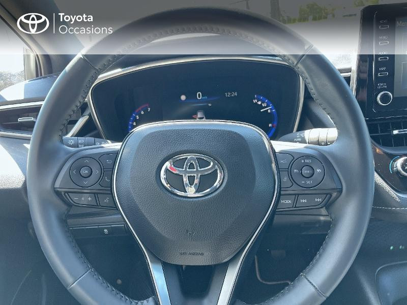 Photo 20 de l'offre de TOYOTA Corolla 122h Dynamic MY20 à 20480€ chez Cap Ouest Auto - Toyota Morlaix