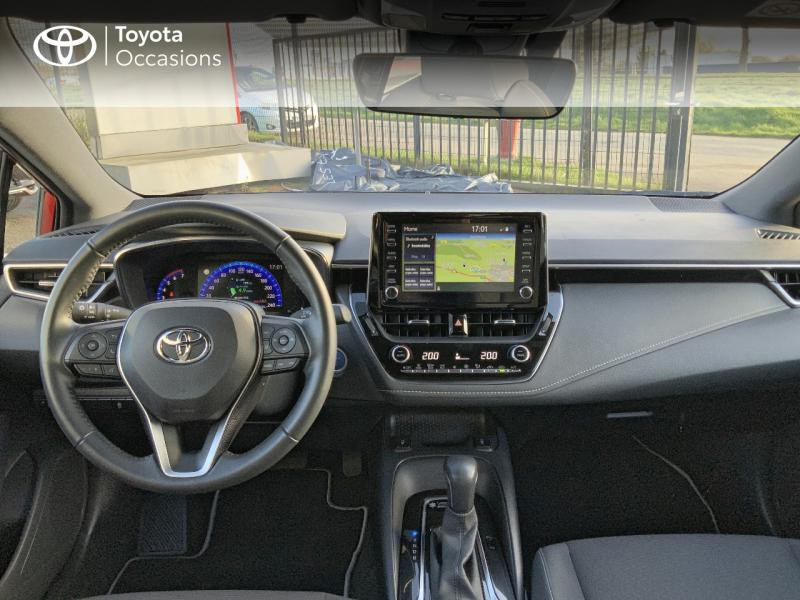 Photo 8 de l'offre de TOYOTA Corolla 122h Dynamic Business MY20 5cv à 22980€ chez Cap Ouest Auto - Toyota Morlaix