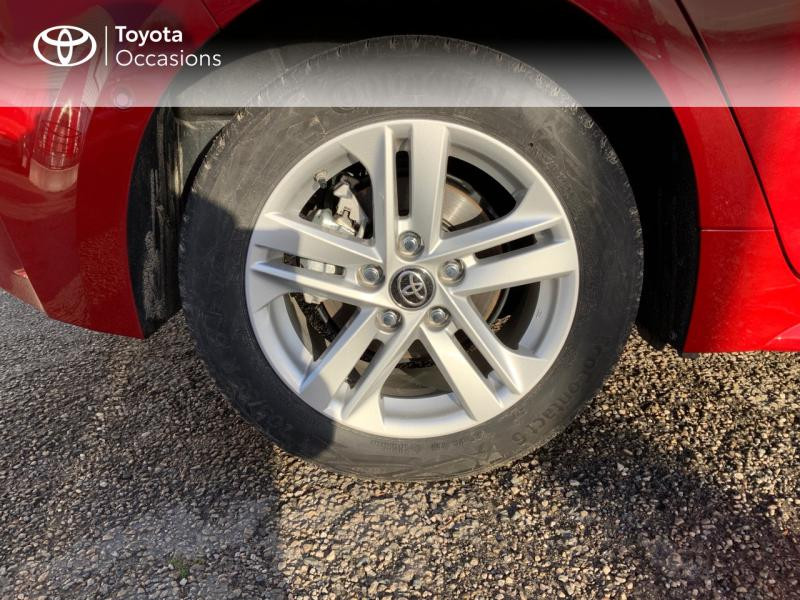 Photo 16 de l'offre de TOYOTA Corolla 122h Dynamic Business MY20 5cv à 22980€ chez Cap Ouest Auto - Toyota Morlaix