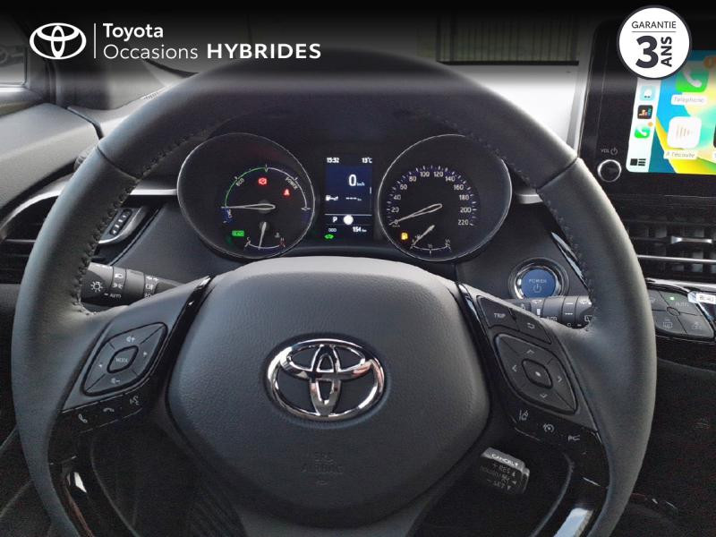 Photo 13 de l'offre de TOYOTA C-HR 122h Distinctive 2WD E-CVT MY22 à 31580€ chez Cap Ouest Auto - Toyota Morlaix