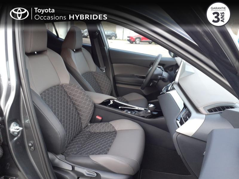 Photo 6 de l'offre de TOYOTA C-HR 122h Distinctive 2WD E-CVT MY22 à 31580€ chez Cap Ouest Auto - Toyota Morlaix