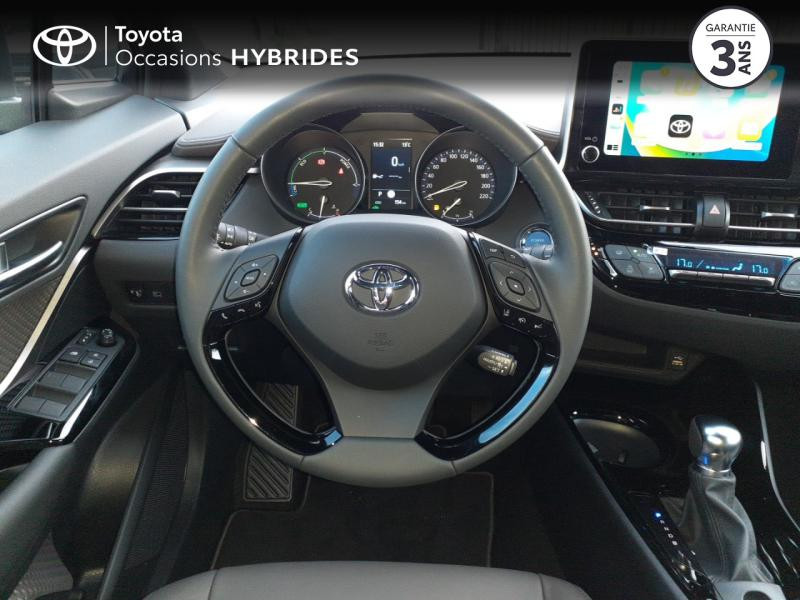 Photo 9 de l'offre de TOYOTA C-HR 122h Distinctive 2WD E-CVT MY22 à 31580€ chez Cap Ouest Auto - Toyota Morlaix