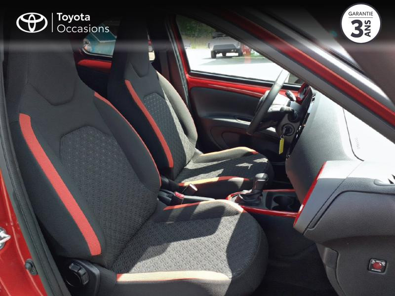 Photo 6 de l'offre de TOYOTA Aygo X 1.0 VVT-i 72ch Design S-CVT à 16980€ chez Cap Ouest Auto - Toyota Morlaix