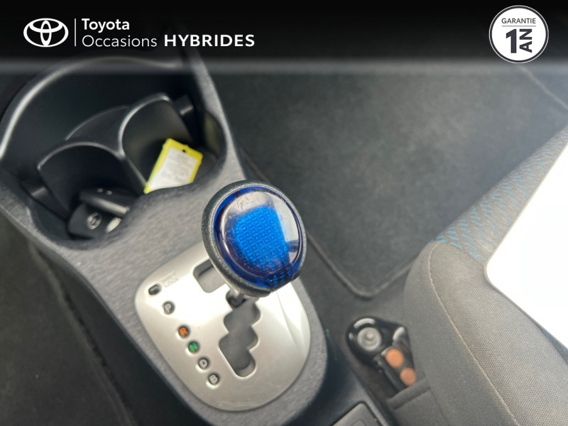 Photo 23 de l'offre de TOYOTA Yaris HSD 100h Style 5p à 11980€ chez Cap Ouest Auto - Toyota Morlaix