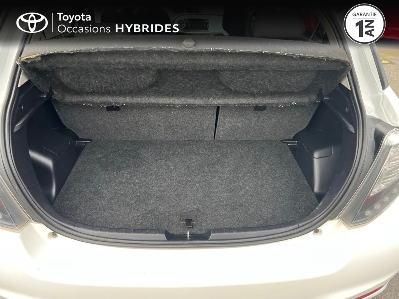 Photo 10 de l'offre de TOYOTA Yaris HSD 100h Style 5p à 11980€ chez Cap Ouest Auto - Toyota Morlaix