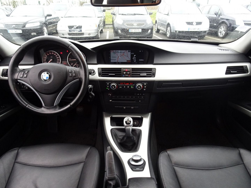 Photo 15 de l'offre de BMW SERIE 3 (E90) 318D 143CH LUXE à 8690€ chez International Auto Auneau