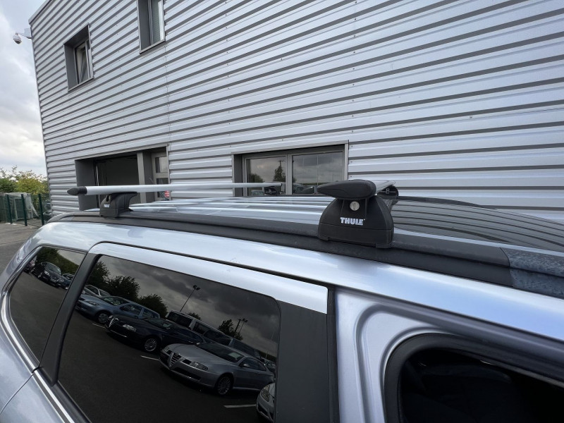 Photo 18 de l'offre de MITSUBISHI OUTLANDER 2.2 DI-D 150 INSTYLE 4WD BVA à 14990€ chez International Auto Auneau