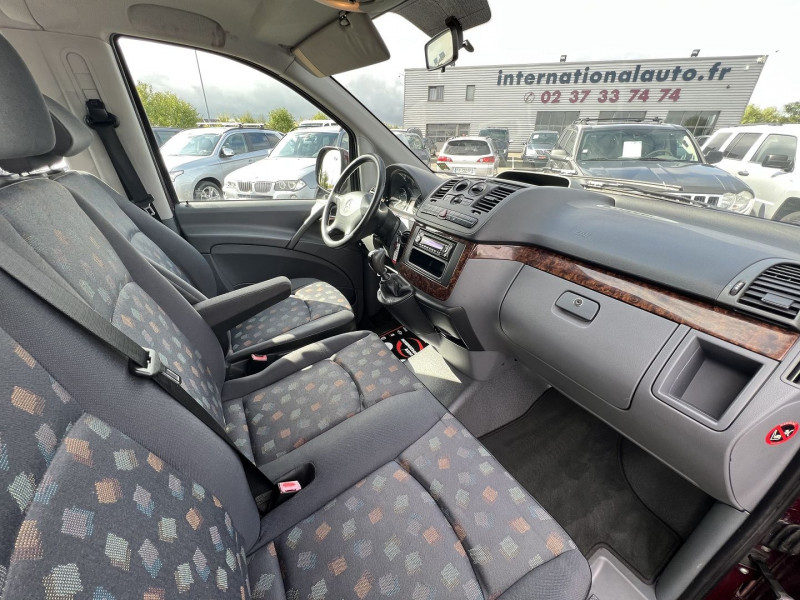 Photo 6 de l'offre de MERCEDES-BENZ VITO 109 CDI COMBI LONG à 17890€ chez International Auto Auneau