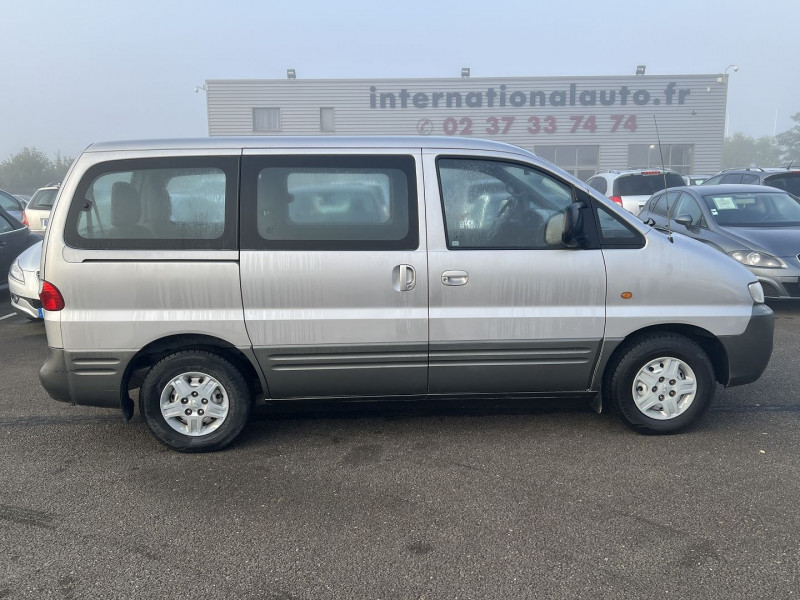 Photo 3 de l'offre de HYUNDAI SATELLITE 2.5 TD100 SVX CONFORT 7PLACES à 8590€ chez International Auto Auneau