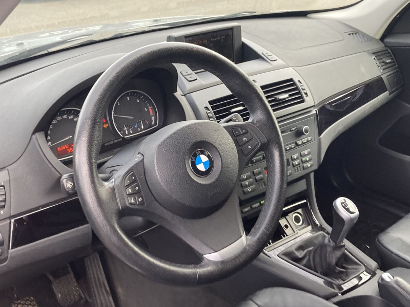 Photo 3 de l'offre de BMW X3 (E83) 2.0D 177CH LUXE à 12490€ chez International Auto Auneau