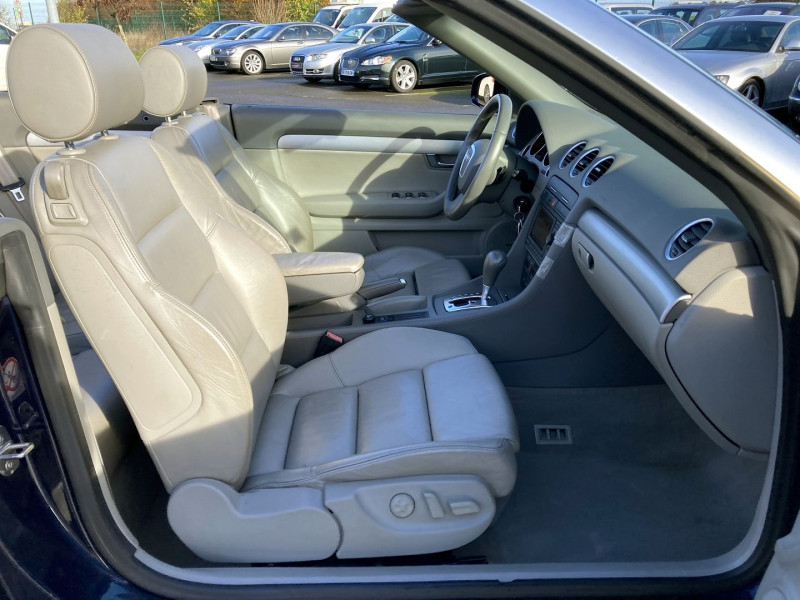 Photo 16 de l'offre de AUDI A4 CABRIOLET 1.8 T 163CH AMBITION LUXE MULTITRONIC à 9590€ chez International Auto Auneau
