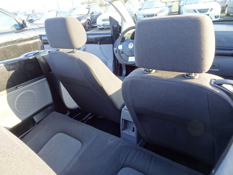Photo 7 de l'offre de VOLKSWAGEN BEETLE CAB 1.6 102CH à 8390€ chez International Auto Auneau