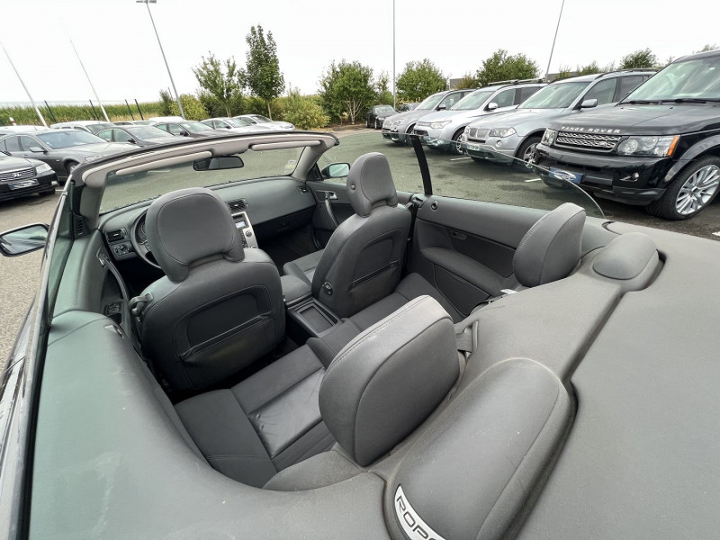Photo 11 de l'offre de VOLVO C70 CC 2.4 140CH MOMENTUM à 11990€ chez International Auto Auneau