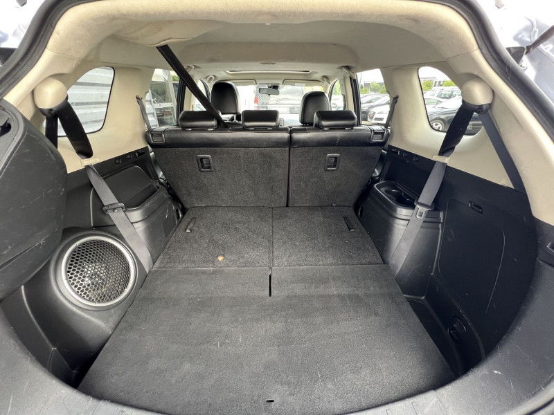 Photo 14 de l'offre de MITSUBISHI OUTLANDER 2.2 DI-D 150 INSTYLE 4WD BVA à 14990€ chez International Auto Auneau