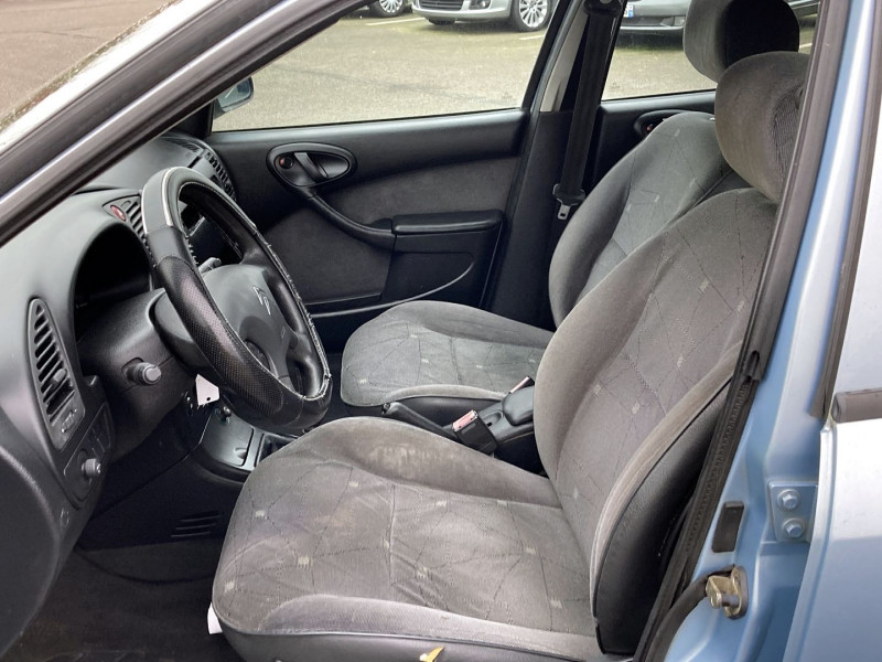Photo 3 de l'offre de CITROEN XSARA 2.0 HDI90 EXCLUSIVE 5P à 3690€ chez International Auto Auneau
