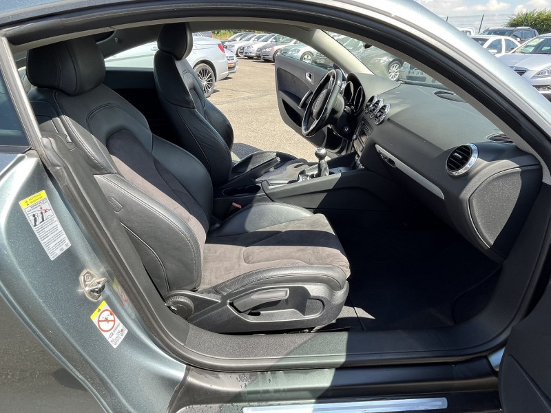 Photo 10 de l'offre de AUDI TT 2.0 TFSI 200CH à 16790€ chez International Auto Auneau