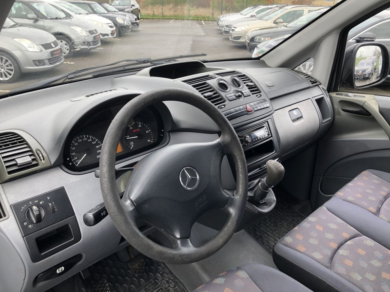 Photo 4 de l'offre de MERCEDES-BENZ VITO FG 109CDI CPACT 2T7 PK CLIM à 9390€ chez International Auto Auneau