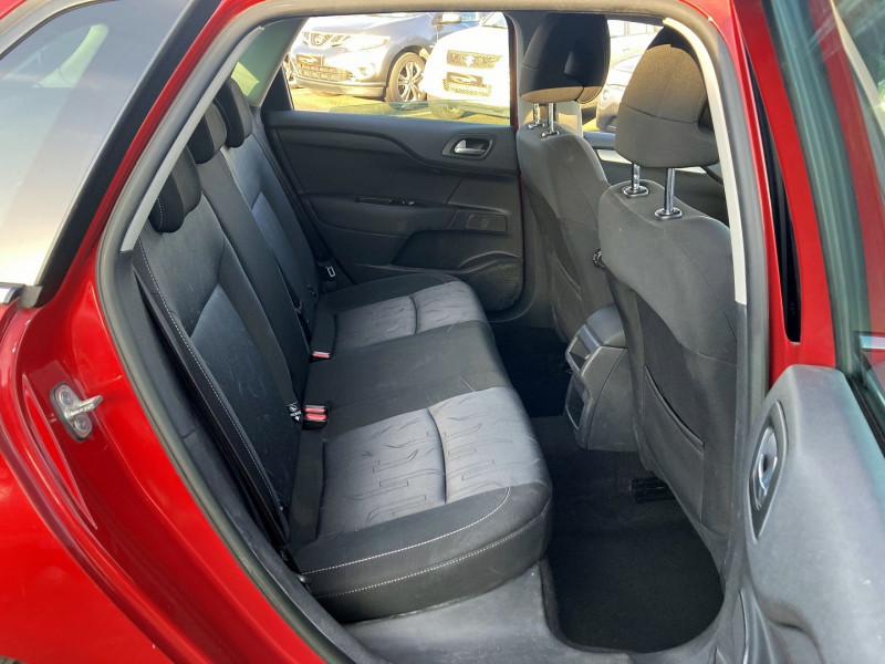 Photo 12 de l'offre de CITROEN C4 1.2 E-THP 130CH CONFORT à 8890€ chez International Auto Auneau