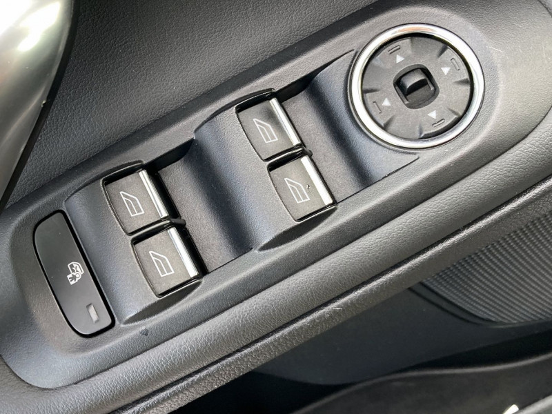 Photo 3 de l'offre de FORD GALAXY 2.0 TDCI 163CH FAP TITANIUM POWERSHIFT à 14890€ chez International Auto Auneau