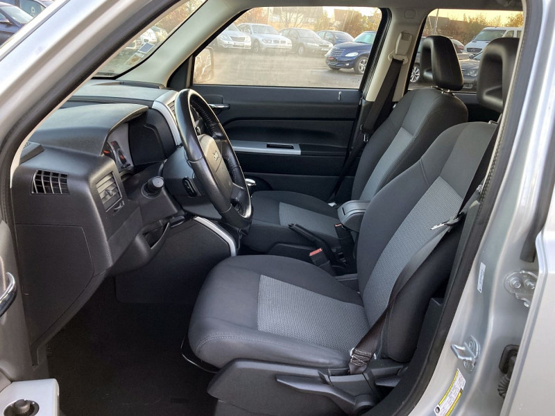 Photo 15 de l'offre de JEEP PATRIOT 2.0 CRD SPORT à 9390€ chez International Auto Auneau