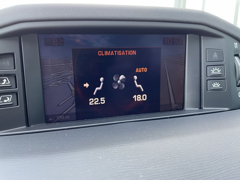 Photo 10 de l'offre de CITROEN C6 2.7 V6 HDI LIGNAGE FAP à 12190€ chez International Auto Auneau