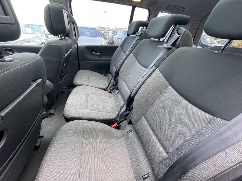 Photo 4 de l'offre de RENAULT ESPACE N1 IV 2.0 DCI 150CH FAP 25TH PRO BVA à 10890€ chez International Auto Auneau