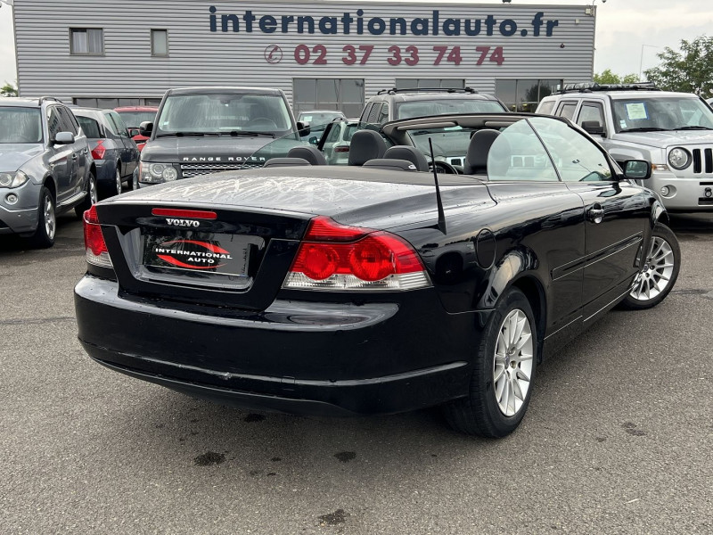 Photo 3 de l'offre de VOLVO C70 CC 2.4 140CH MOMENTUM à 11990€ chez International Auto Auneau