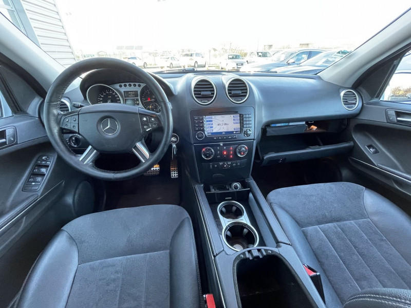 Photo 8 de l'offre de MERCEDES-BENZ CLASSE ML 320 CDI PACK LUXE à 13690€ chez International Auto Auneau
