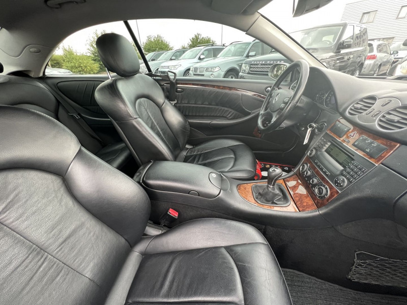 Photo 3 de l'offre de MERCEDES-BENZ CLASSE CLK 220 CDI AVANTGARDE à 7890€ chez International Auto Auneau