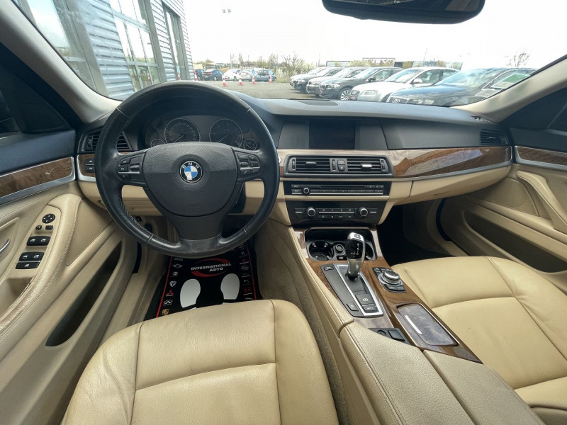 Photo 6 de l'offre de BMW SERIE 5 (F10) 520DA 184CH CONFORT à 16390€ chez International Auto Auneau