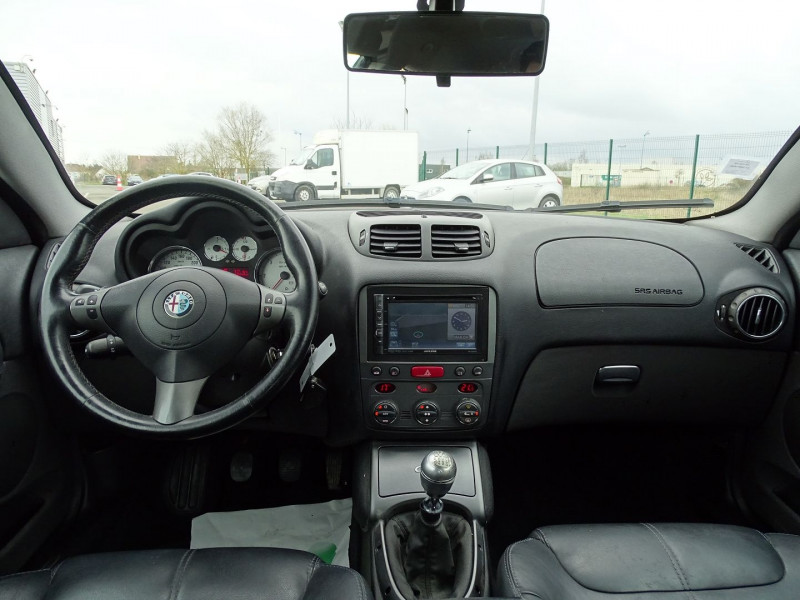 Photo 12 de l'offre de ALFA ROMEO GT 1.9 JTD150 MULTIJET SELECTIVE à 6990€ chez International Auto Auneau