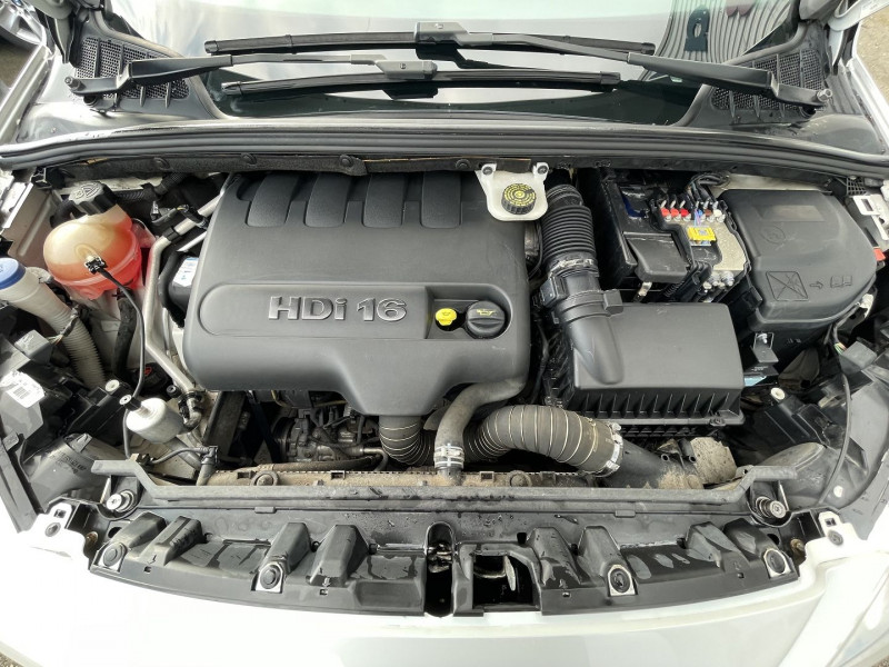 Photo 14 de l'offre de PEUGEOT 308 CC 2.0 HDI140 FAP SPORT PACK à 8990€ chez International Auto Auneau