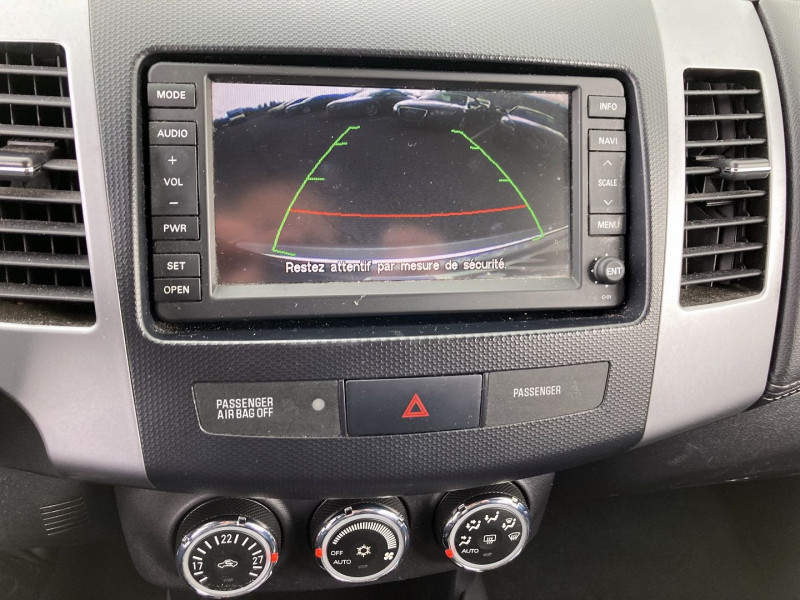 Photo 12 de l'offre de CITROEN C-CROSSER 2.2 HDI160 16V FAP EXCLUSIVE DCS à 10690€ chez International Auto Auneau