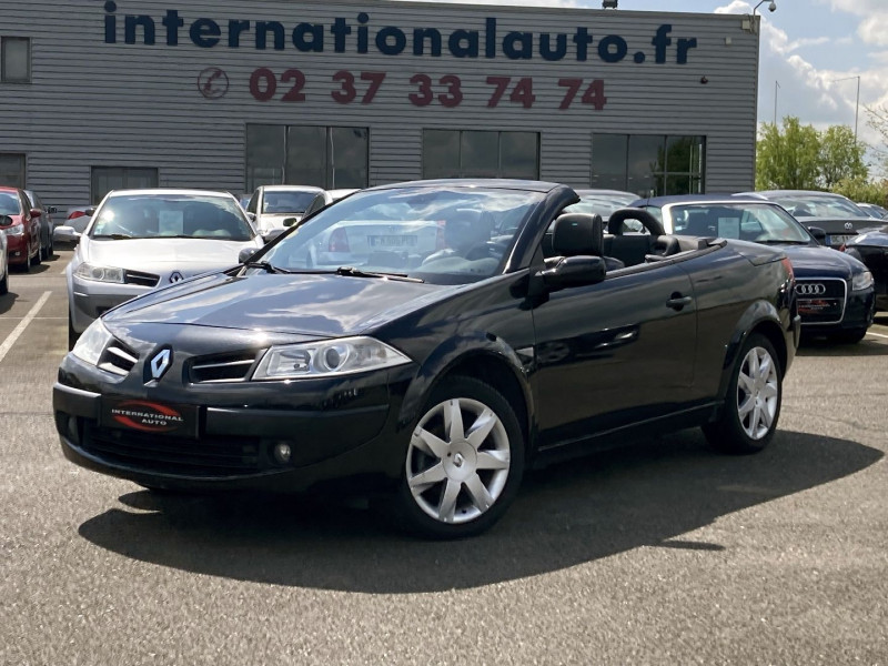 Photo 8 de l'offre de RENAULT MEGANE II CC 2.0 DCI 150CH EXCEPTION à 7490€ chez International Auto Auneau