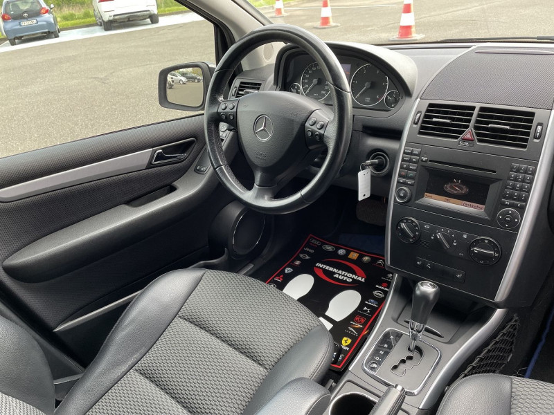 Photo 7 de l'offre de MERCEDES-BENZ CLASSE A 180 CDI AVANTGARDE CONTACT CVT à 6990€ chez International Auto Auneau