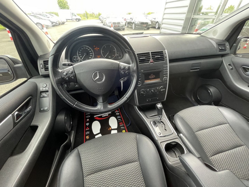 Photo 3 de l'offre de MERCEDES-BENZ CLASSE A 180 CDI AVANTGARDE CONTACT CVT à 6990€ chez International Auto Auneau