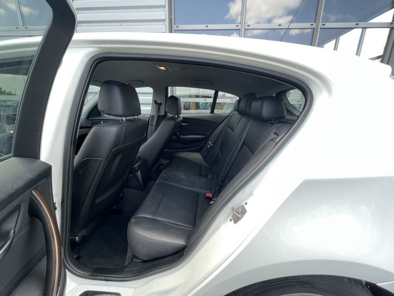 Photo 4 de l'offre de BMW SERIE 1 (E81/E87) 118D 143CH EDITION LUXE 5P à 11190€ chez International Auto Auneau