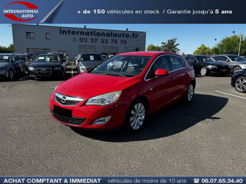 Photo 1 de l'offre de OPEL ASTRA 1.7 CDTI110 FAP COSMO à 7890€ chez International Auto Auneau