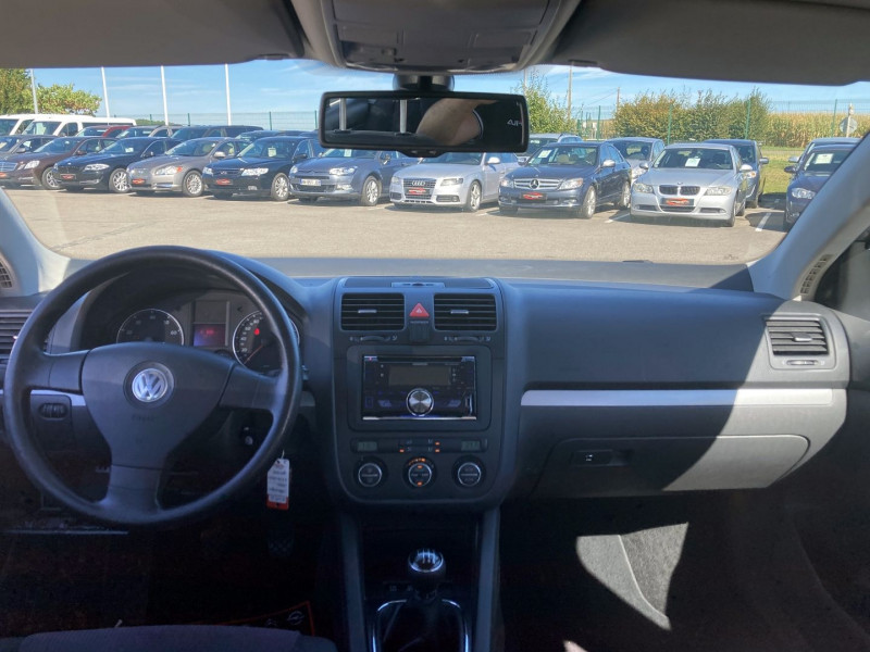 Photo 13 de l'offre de VOLKSWAGEN JETTA 1.4 TSI 140CH CONFORTLINE à 7290€ chez International Auto Auneau