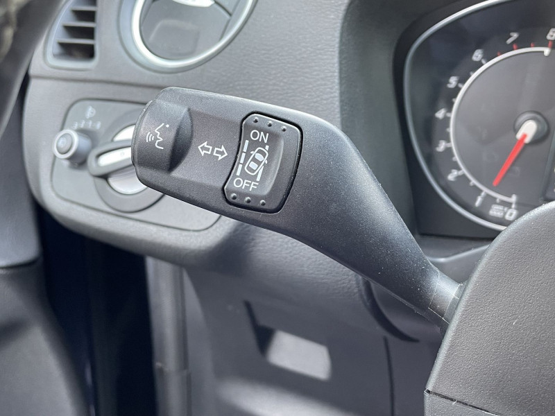 Photo 13 de l'offre de FORD S-MAX 2.0 SCTI 203CH ECOBOOST TITANIUM POWERSHIFT 7 PLACES à 13890€ chez International Auto Auneau